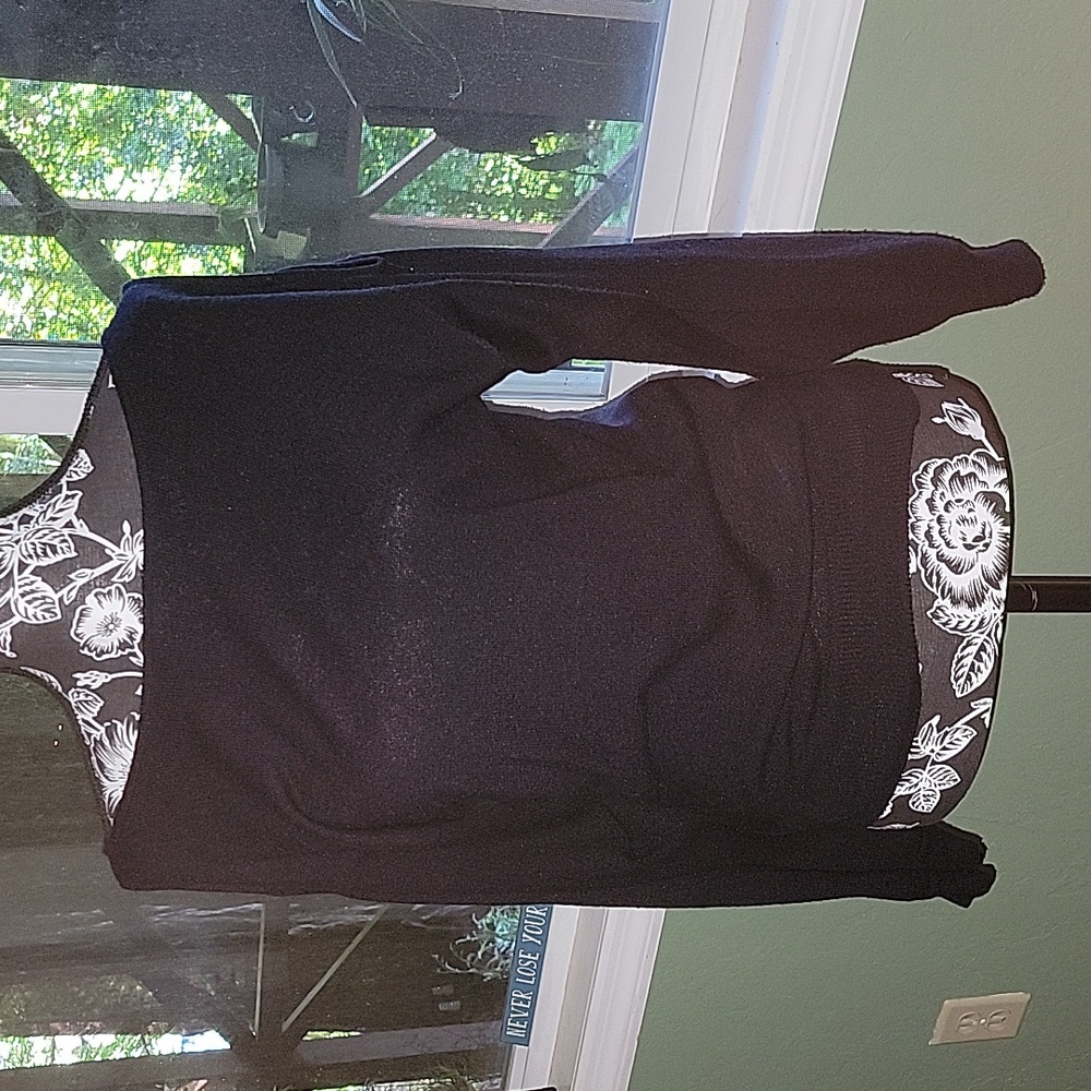 Sweater with Shoulder Cutouts
